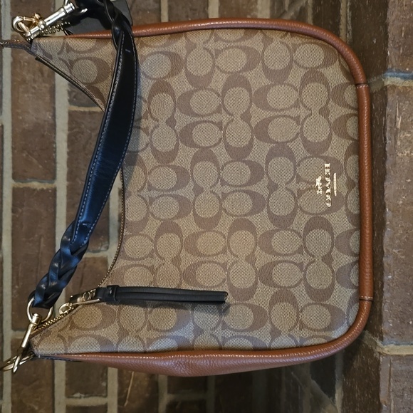 Coach Handbags - Coach Jules